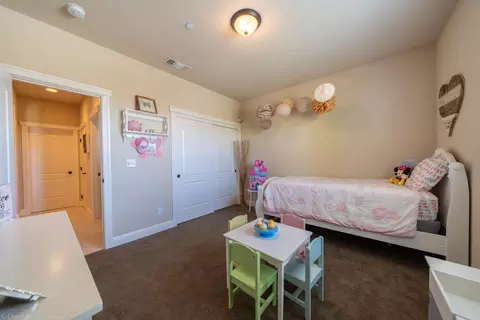 4075 Palm Springs Dr, Redding, CA 96002 photo 29