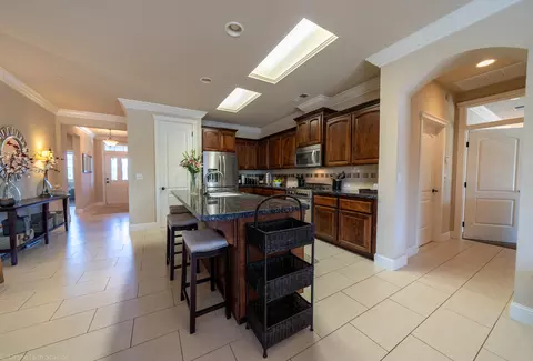 4075 Palm Springs Dr, Redding, CA 96002 photo 9