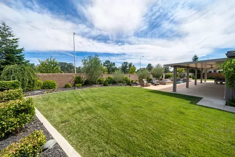 4075 Palm Springs Dr, Redding, CA 96002 photo 46