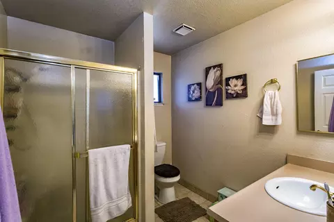 6973 Yvonne Ct, Redding, CA 96001 photo 23