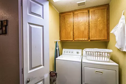 6973 Yvonne Ct, Redding, CA 96001 photo 24