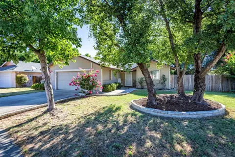 6973 Yvonne Ct, Redding, CA 96001 photo 1