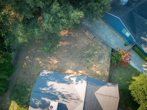 6973 Yvonne Ct, Redding, CA 96001 photo 27