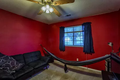 6973 Yvonne Ct, Redding, CA 96001 photo 18