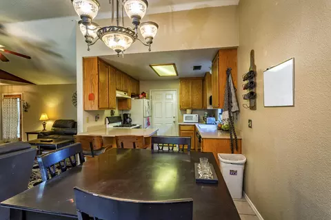 6973 Yvonne Ct, Redding, CA 96001 photo 11