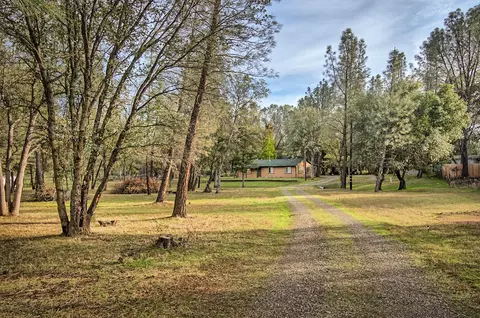 16271 Craig Ln, Anderson, CA 96007 photo 2