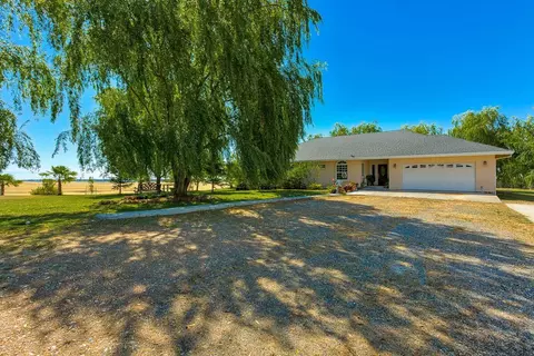 5520 Janine Way, Corning, CA 96021 photo 1