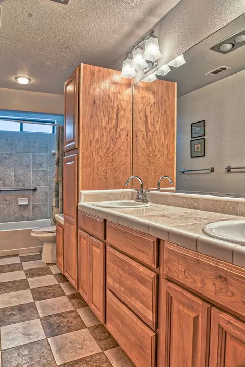 421 Rosewood, Redding, CA 96003 photo 23