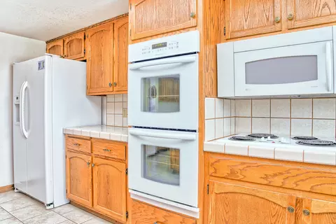 421 Rosewood, Redding, CA 96003 photo 14