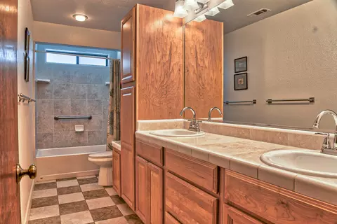 421 Rosewood, Redding, CA 96003 photo 22