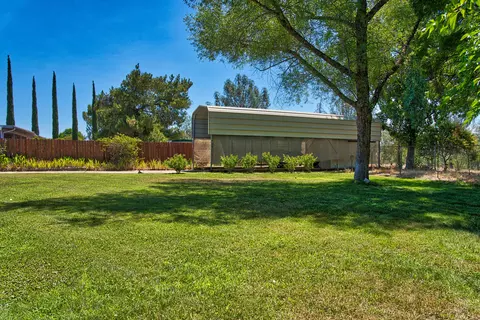 421 Rosewood, Redding, CA 96003 photo 42