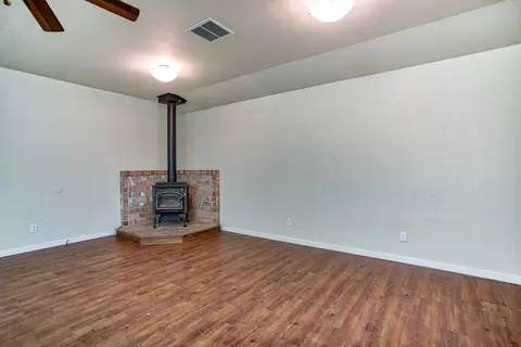 1875 7th St, Redding, CA 96001 photo 6