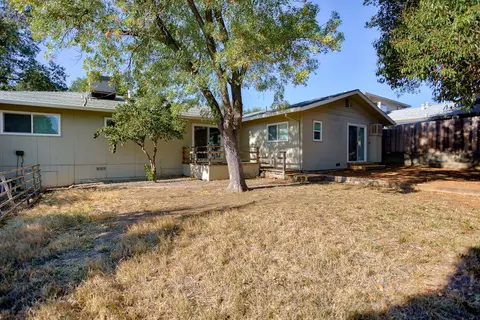 1875 7th St, Redding, CA 96001 photo 12