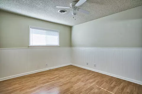 1875 7th St, Redding, CA 96001 photo 8