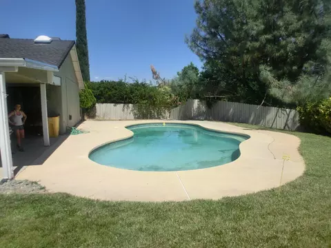 2745 Howard, Redding, CA 96001 photo 1