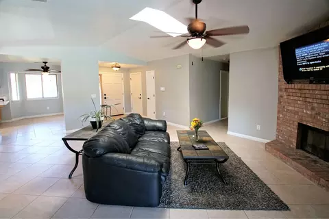 2745 Howard, Redding, CA 96001 photo 8