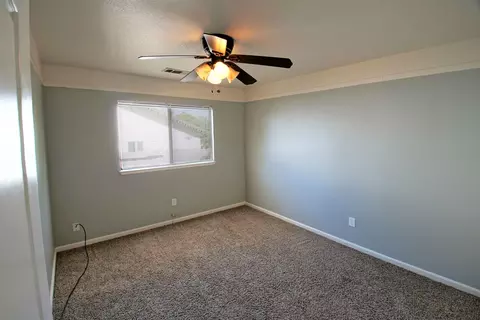 2745 Howard, Redding, CA 96001 photo 12