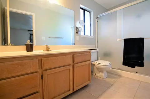2745 Howard, Redding, CA 96001 photo 15