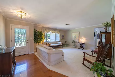 2955 Balaton Ave, Redding, CA 96001 photo 3