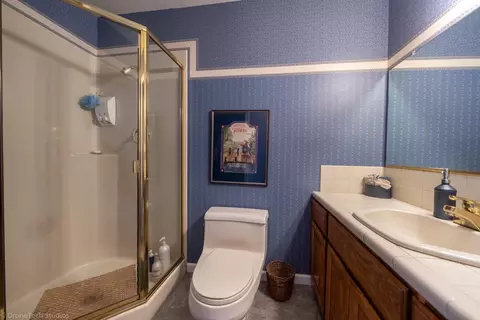 2955 Balaton Ave, Redding, CA 96001 photo 32