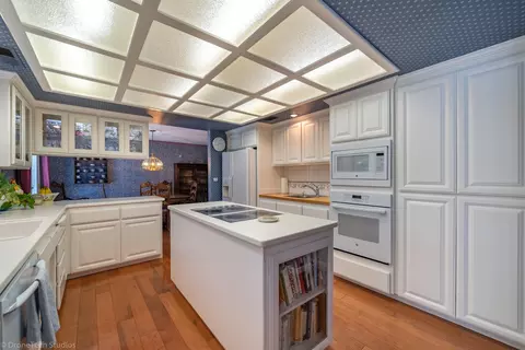 2955 Balaton Ave, Redding, CA 96001 photo 13