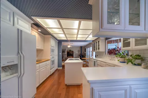 2955 Balaton Ave, Redding, CA 96001 photo 9
