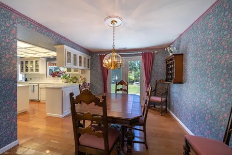 2955 Balaton Ave, Redding, CA 96001 photo 8