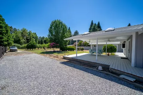 2955 Balaton Ave, Redding, CA 96001 photo 35