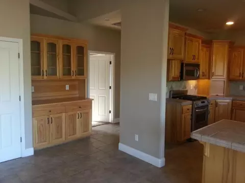 15020 Bear Mountain Rd, Redding, CA 96003 photo 5