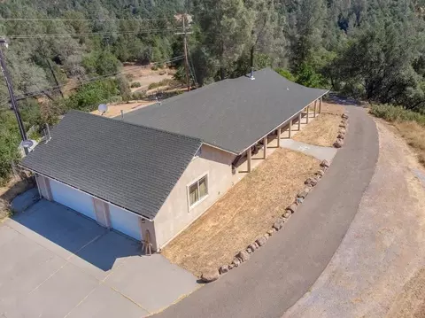 15020 Bear Mountain Rd, Redding, CA 96003 photo 1