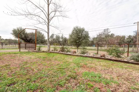9993 Salmon Creek Rd, Redding, CA 96003 photo 9