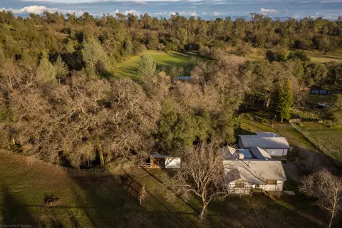 9993 Salmon Creek Rd, Redding, CA 96003 photo 5
