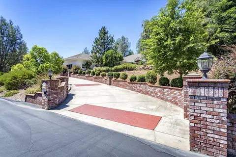 13360 Tierra Heights Rd, Redding, CA 96003 photo 4