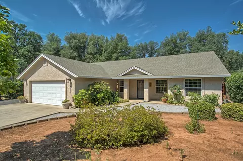 4380 Cynthia Way, Redding, CA 96002 photo 3
