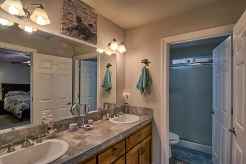 4380 Cynthia Way, Redding, CA 96002 photo 27