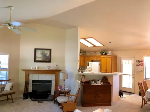 615 Chancellor Blvd, Redding, CA 96003 photo 8