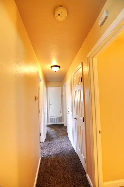 6443 El Camino Dr, Redding, CA 96001 photo 9