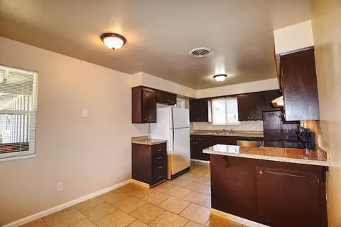 6443 El Camino Dr, Redding, CA 96001 photo 3