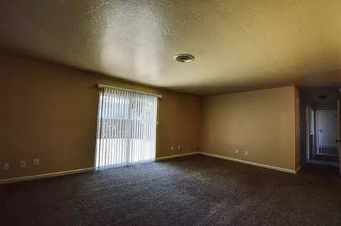 6443 El Camino Dr, Redding, CA 96001 photo 7