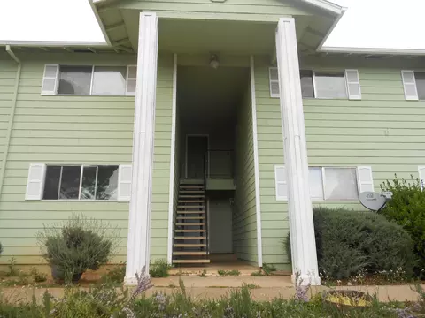 1000 Del Sol Pl, Redding, CA 96002 photo 2