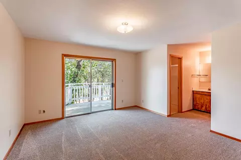 13036 Redwing Ln, Redding, CA 96003 photo 11