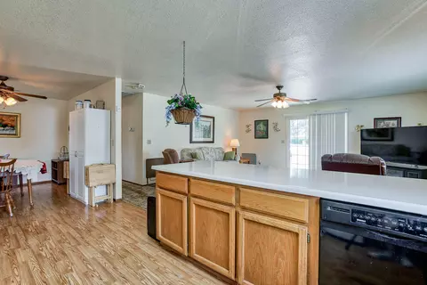 29 Tidmore Ln, Redding, CA 96003 photo 9