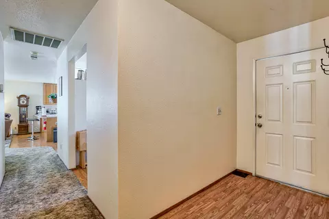 29 Tidmore Ln, Redding, CA 96003 photo 3