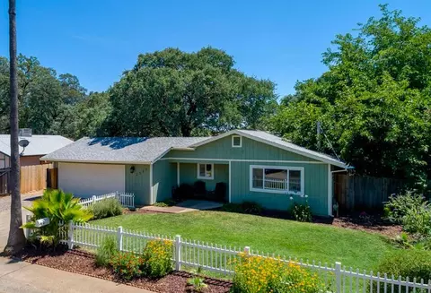 2365 Kerry Ave, Redding, CA 96002 photo 1