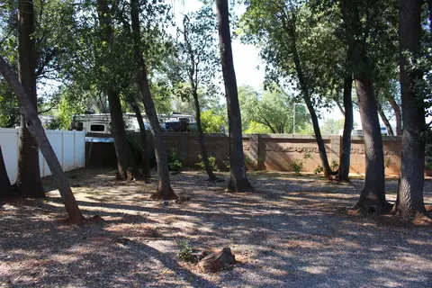 1414 Augustine Way, Redding, CA 96002 photo 12