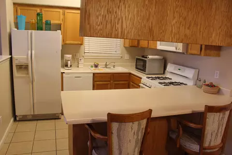 1414 Augustine Way, Redding, CA 96002 photo 5