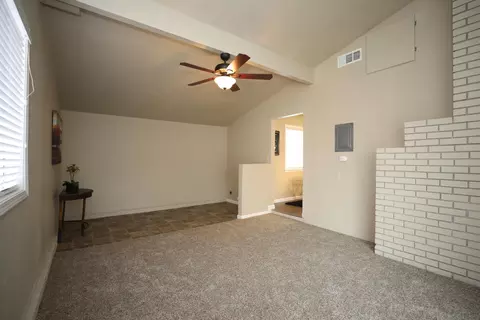 2236 Washington Ave, Redding, CA 96001 photo 9