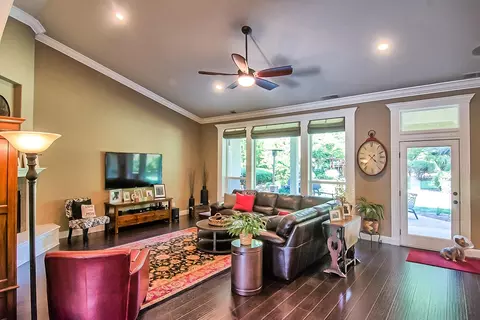 6420 Lucerne Ct, Redding, CA 96001 photo 6