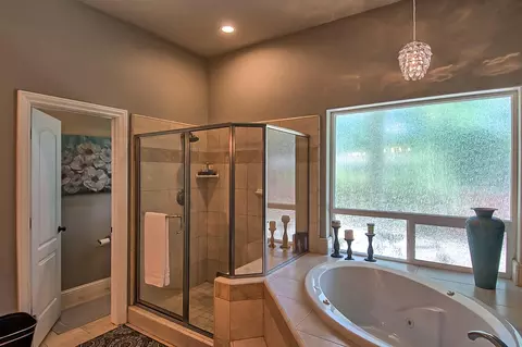 6420 Lucerne Ct, Redding, CA 96001 photo 16