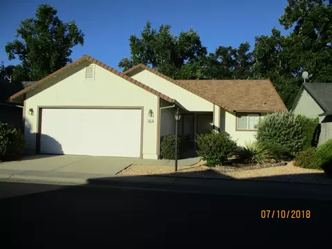 445 Yolla Bolly Trl, Redding, CA 96003 photo 1